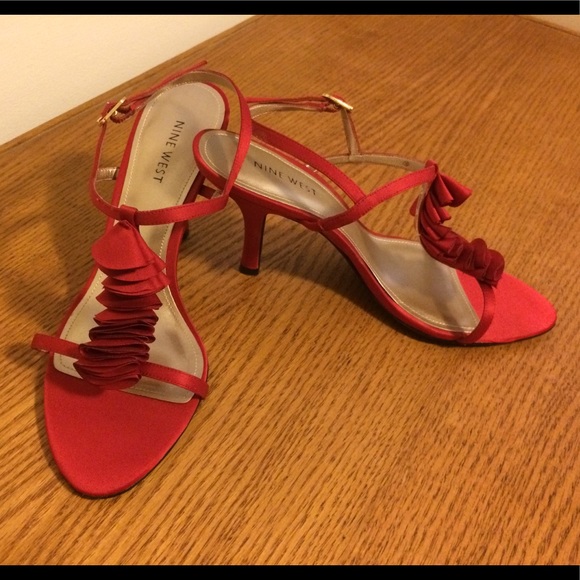 nine west red high heels
